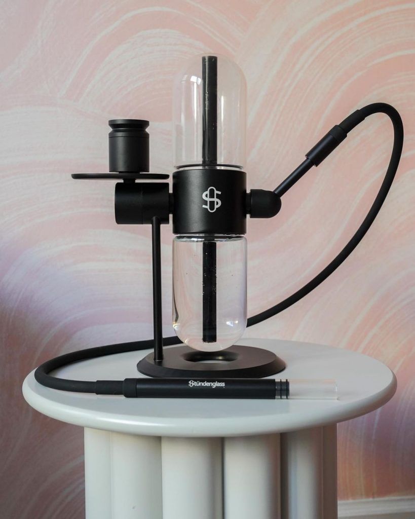 How Does a Bong Work? 7 Steps to Big Hits Cannabox