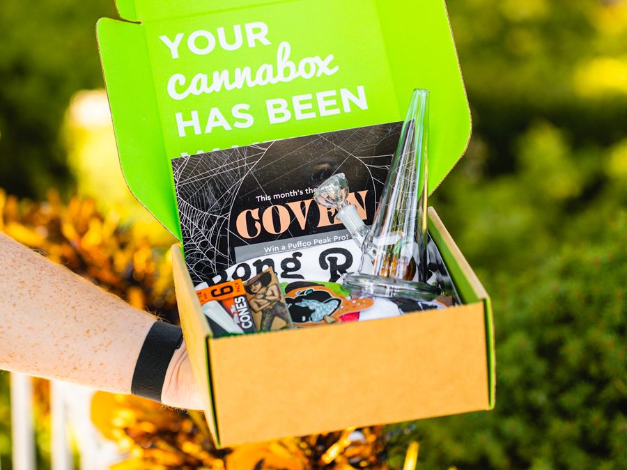 Cannabox October 2021 Coven Unboxing