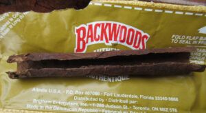 how to roll a backwoods