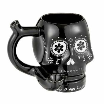 BLACK SKULL PREMIUM ROAST & TOAST PIPE MUG featuring a unique skull design, perfect for enjoying your favorite beverages and smoking. - Black